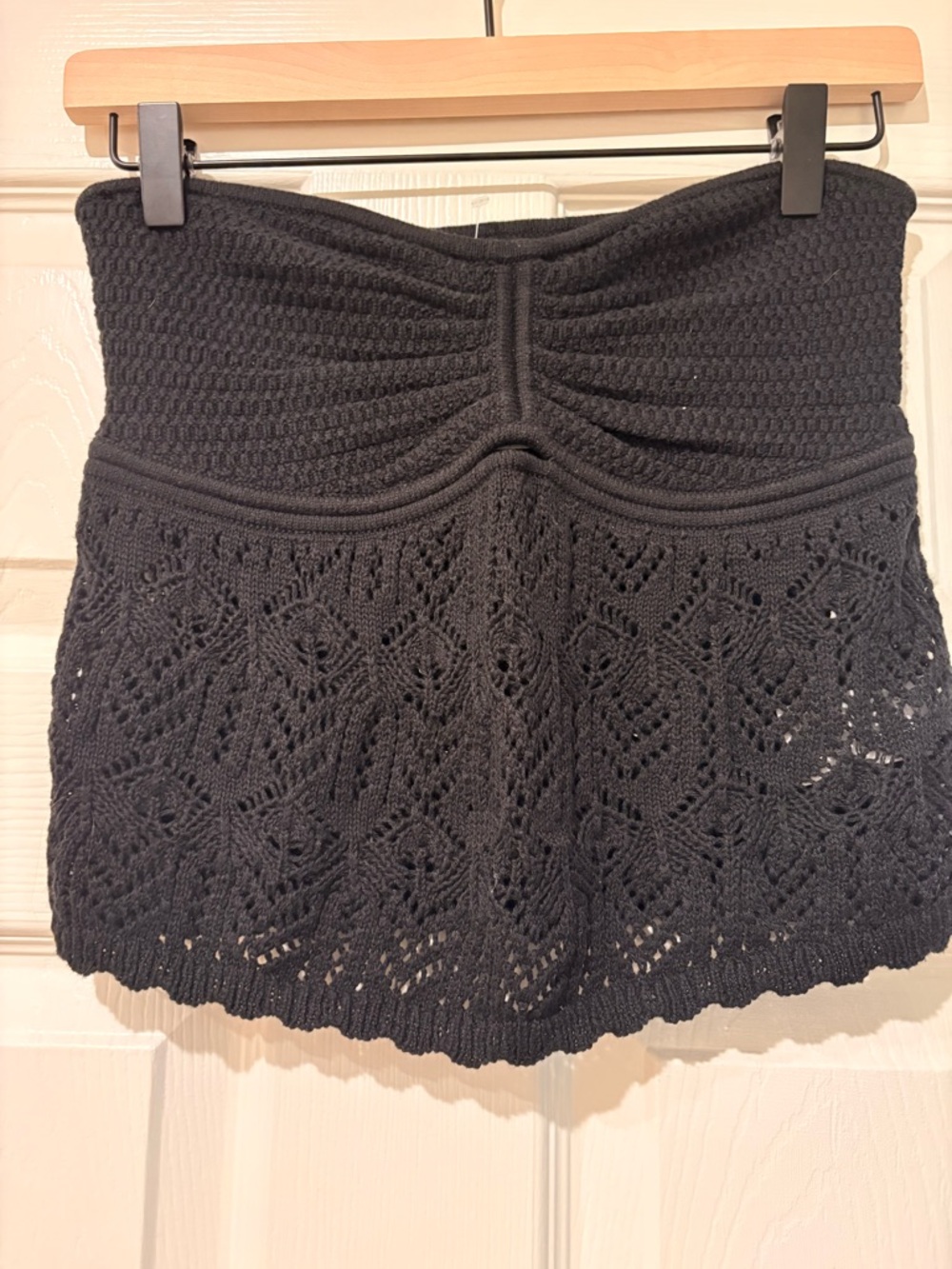 American Eagle Outfitters Black Crochet Strapless Crop Top